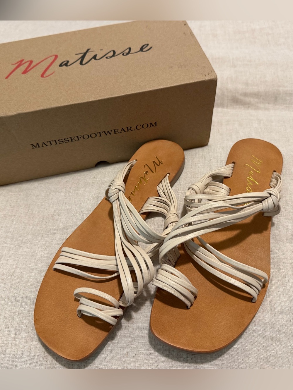 Matisse Ivory Strappy Slide Sandals Size 9